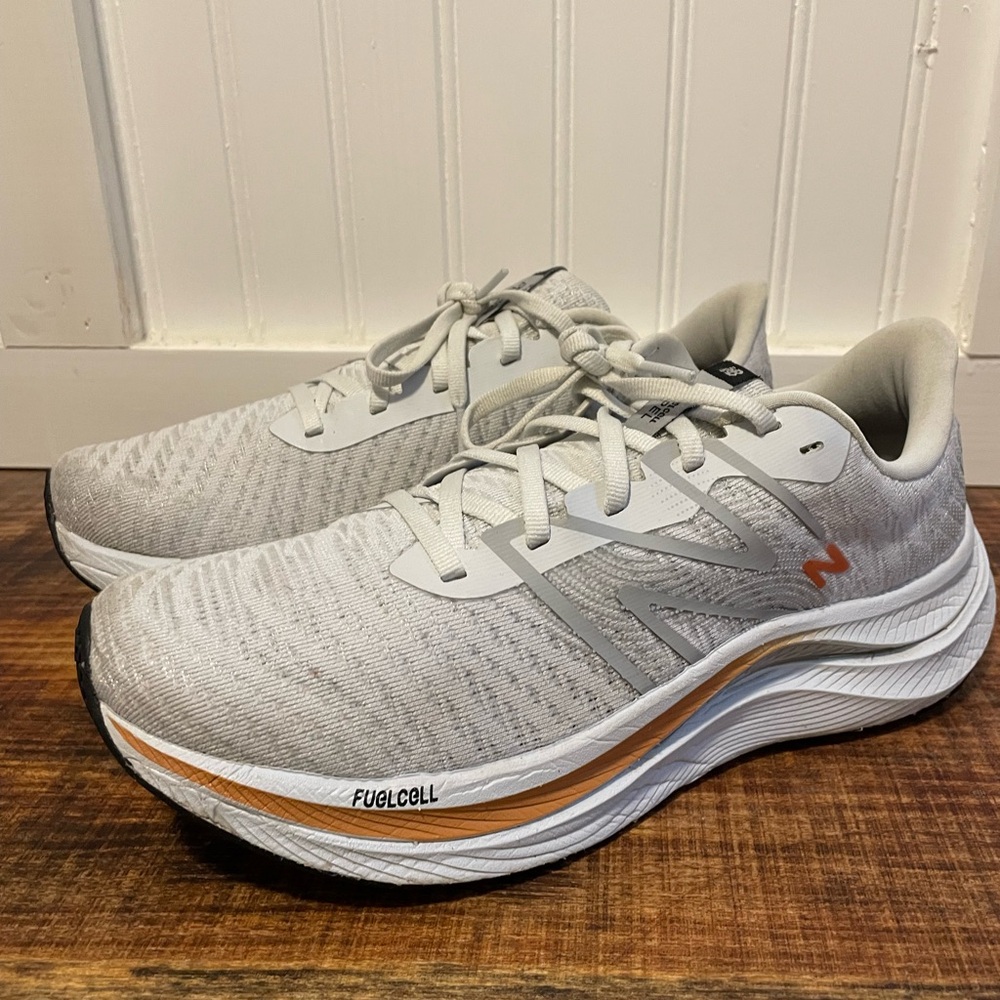 New Balance Fuelcell Propel V4 Running Sneakers